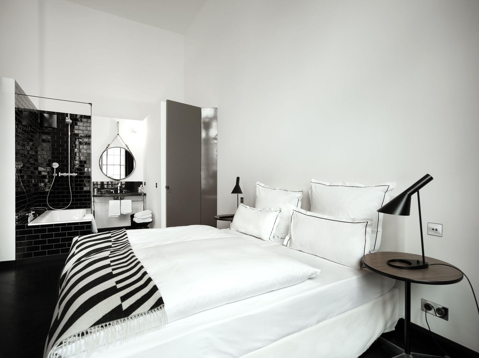 The Qvest Hideaway 4* Köln
